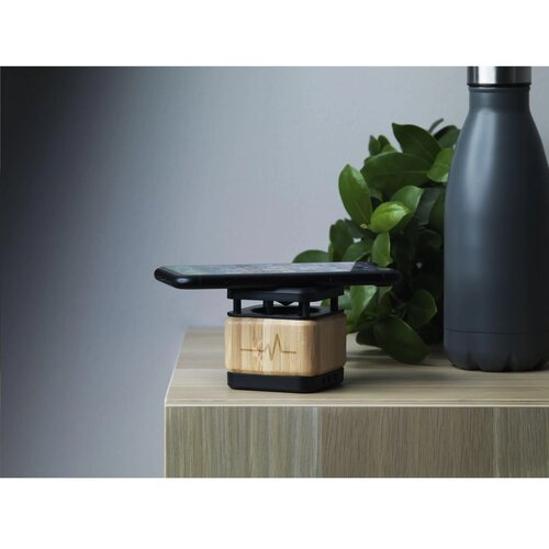 Bamboo Block Speaker Met Draadloze Oplader Bamboe